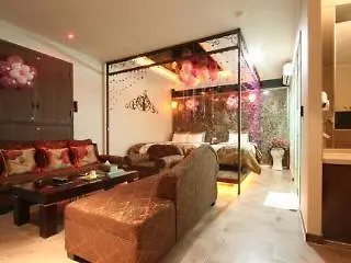 Hotel Praha Bucheon