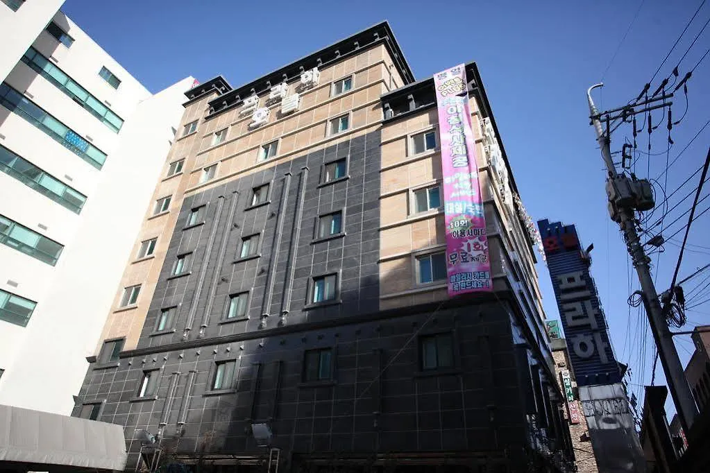 Hotel Praha Bucheon