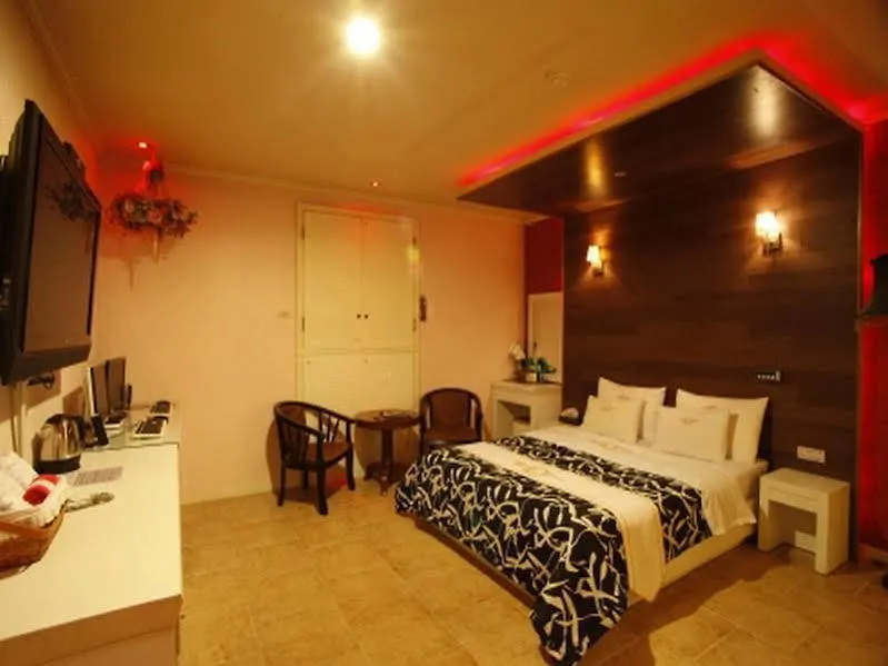 Hotel Praha Bucheon