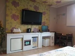 Hotel Praha Bucheon