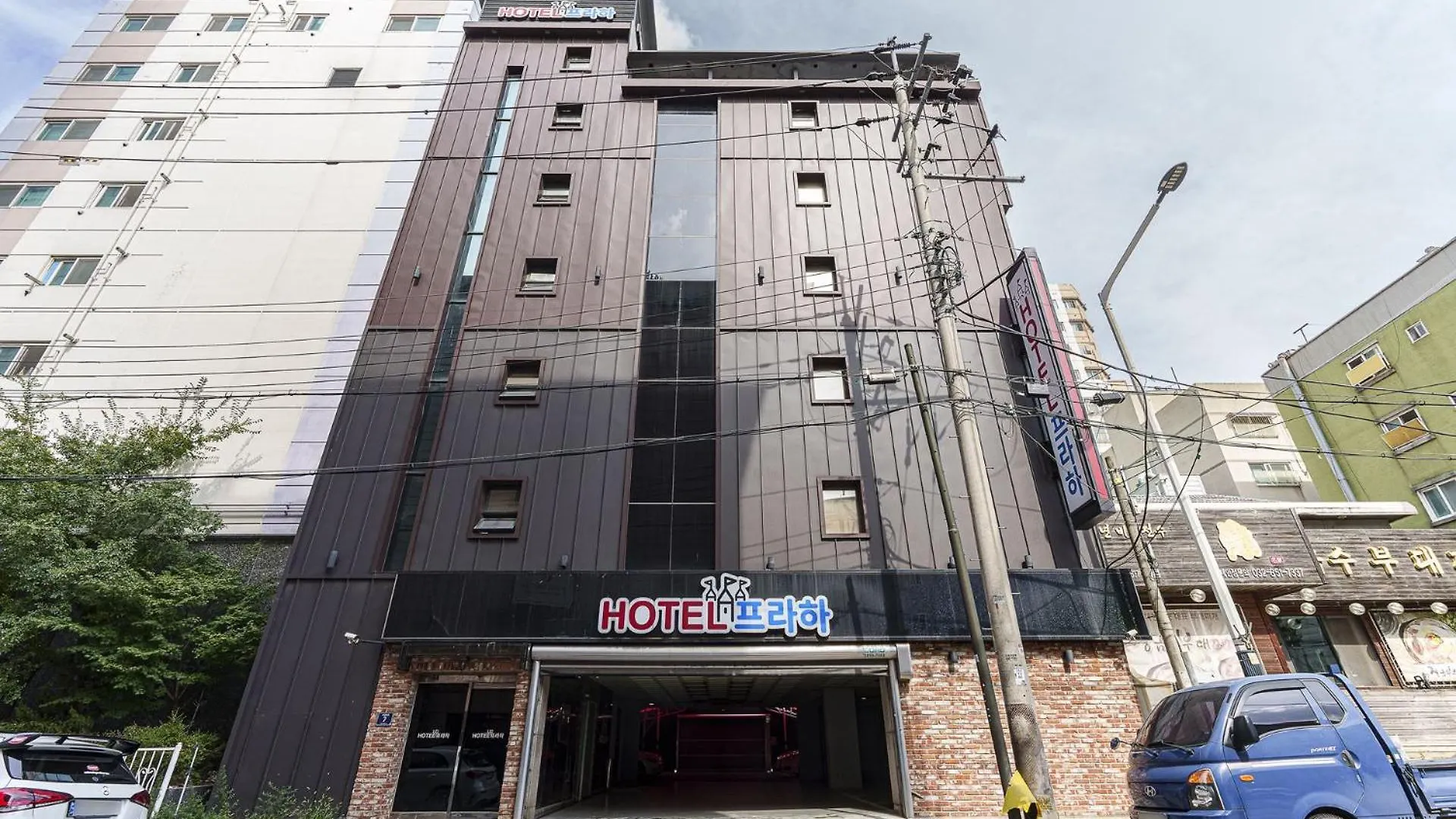 모텔 호텔 프라하 인천