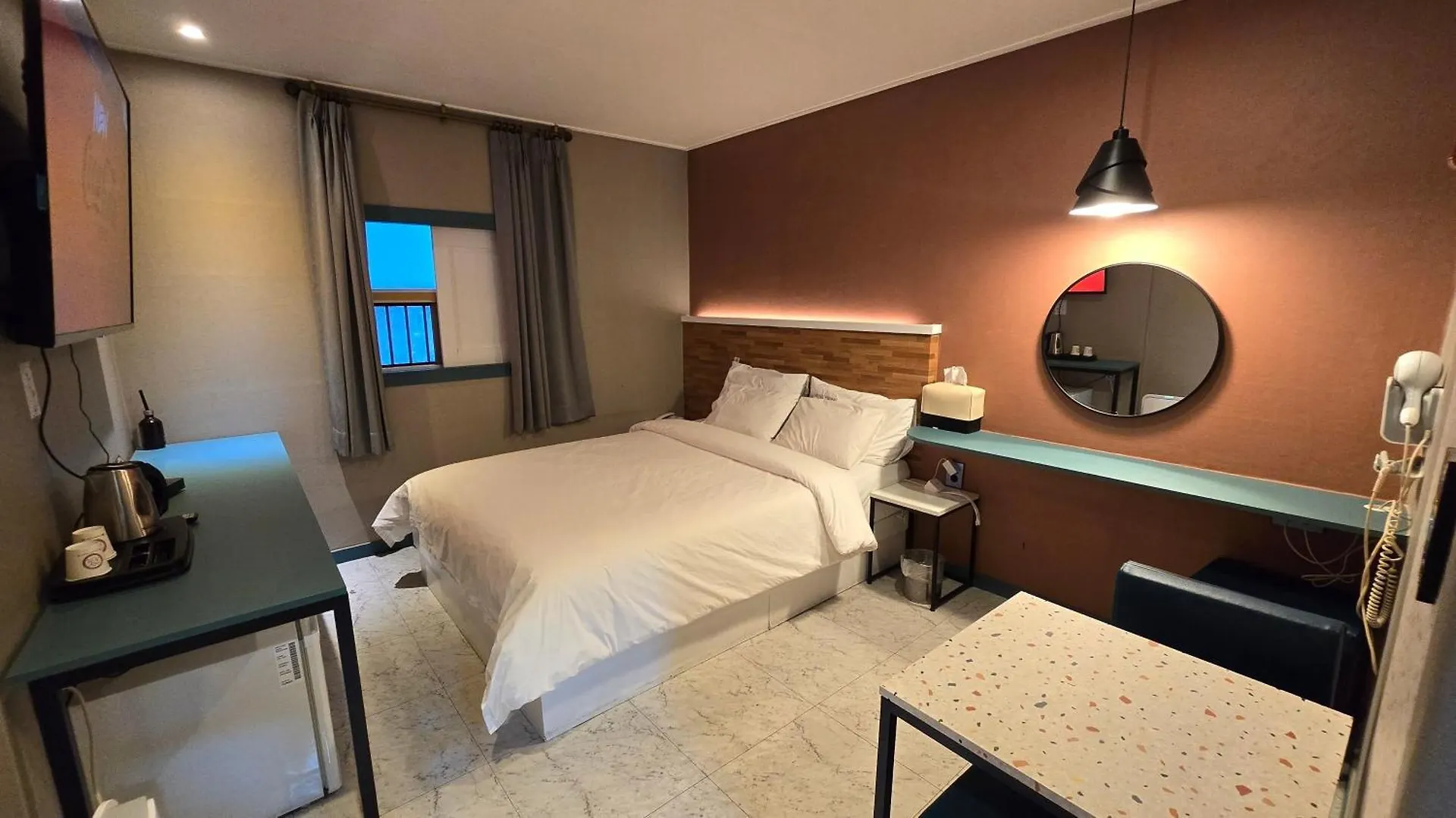 Hotel Praha Incheon 0*,  Korsel